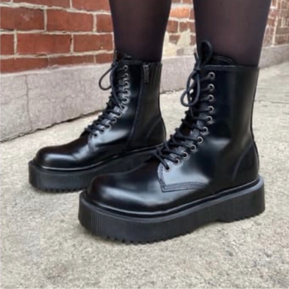 Jeffrey Campbell Sopas Lugged Platform Boot Black Leather Combat Shiny Sz 12